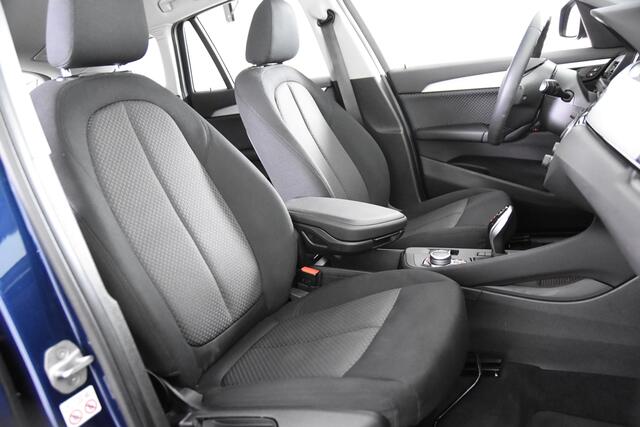BMW X1 sDrive18i *1ste Eigenaar*Navigatie*Trekhaak*Carplay*