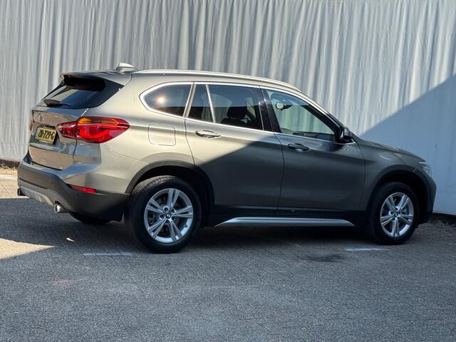 BMW X1 sDrive20i Orange Edition III Leer/Sport etc.