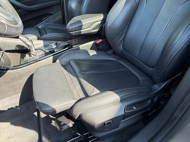 BMW X1 sDrive20i Orange Edition III Leer/Sport etc.
