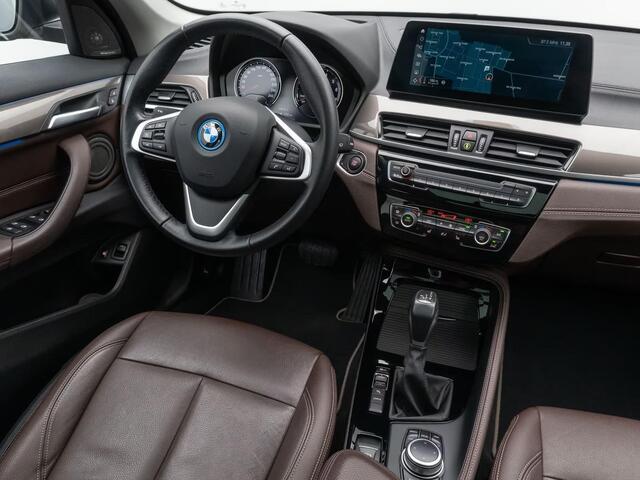 BMW X1 xDrive25e High Executive X Line LED ACC Camera Panoramadak Head Up Trekhaak