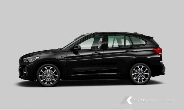 BMW X1 25e xDrive M Sport | Shadow | Camera | Head-up | Stuurverwarming | Led | Trekhaak | 19' inch |
