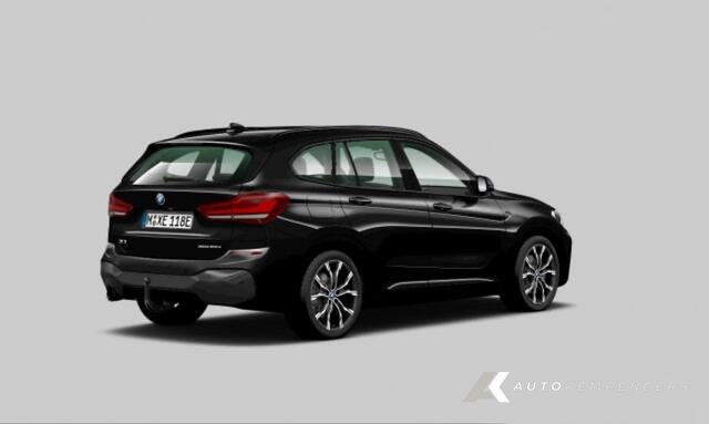 BMW X1 25e xDrive M Sport | Shadow | Camera | Head-up | Stuurverwarming | Led | Trekhaak | 19' inch |