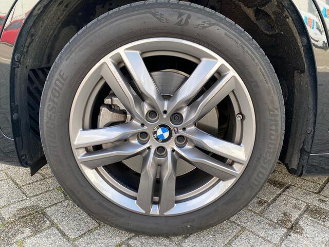 BMW X1 xDrive20i High Executive Aut. M-pakket Panoramadak