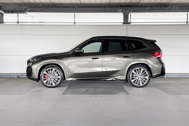 BMW X1 xDrive25e | M Sportpakket Pro | Trekhaak met elektrisch wegklapbare kogel