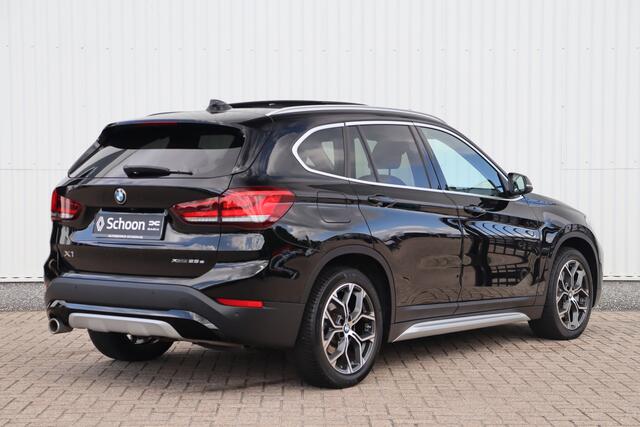 BMW X1 xDrive25e Executive | Panoramadak | Elek. Stoelen | Navigatie | Stoelverwarming | M Sport