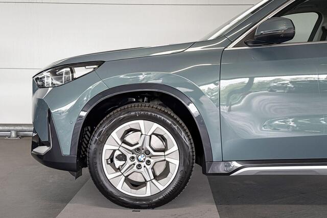 BMW X1 xDrive23i
