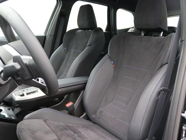 BMW X1 xDrive25e M Sportpakket | M Adaptief onderstel | Achteruitrijcamera | Parking Assistant | 18''