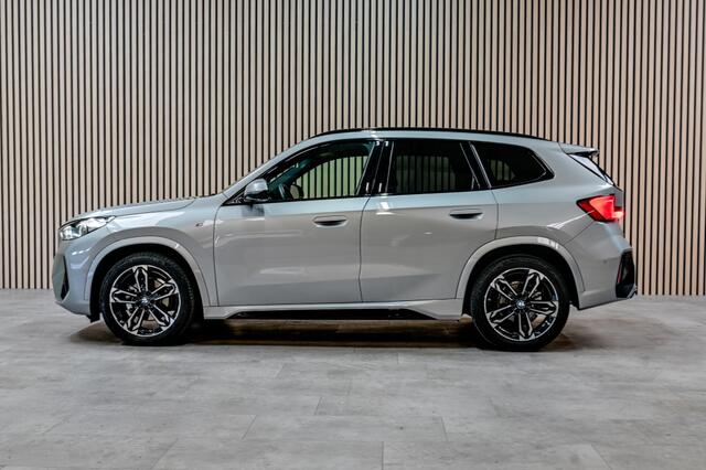 BMW X1 18i sDrive M-Pack|Leer|Pano|HK|Massage|Trekhaak