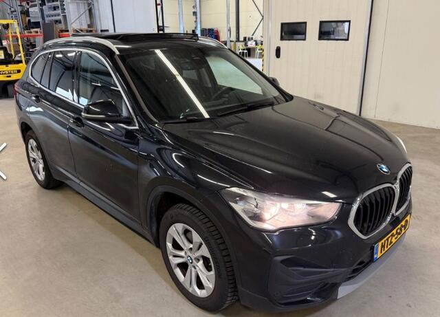 BMW X1 sDrive18i High Executive Panoramadak Leer