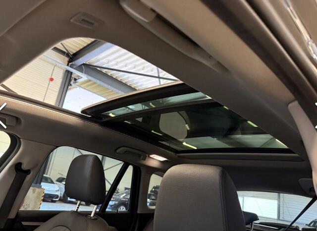 BMW X1 sDrive18i High Executive Panoramadak Leer