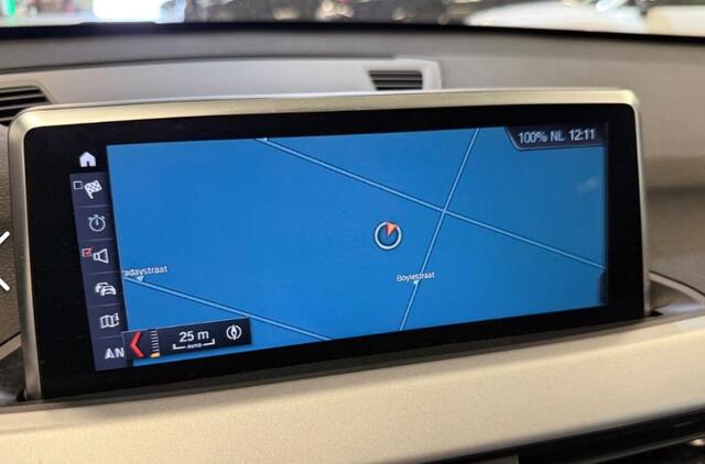 BMW X1 sDrive18i High Executive Panoramadak Leer
