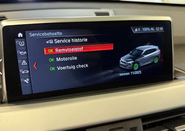 BMW X1 sDrive18i High Executive Panoramadak Leer