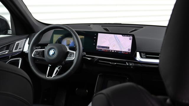 BMW X1 xDrive30e M-Sport Pro | Massage | Harman/Kardon | Panoramadak | Head-up | Trekhaak | Comfort Access
