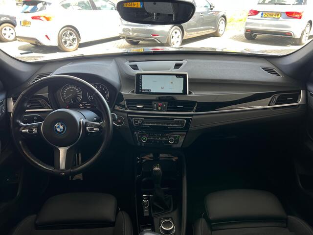 BMW X1 xDrive25e Executive M Sport STOELVERW | PDC | NAVI | 19'INCH | SPORTSTOELEN | DEALER ONDERH |