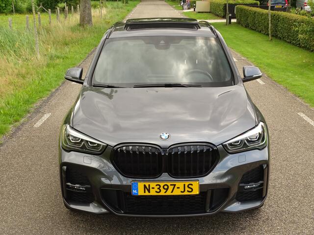 BMW X1 sDrive18i M-Sport | Head-up | Ad.Cruise | Pano | Keyless |