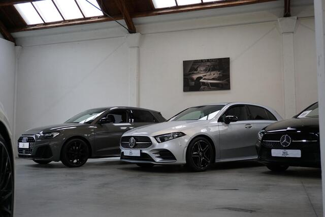 BMW X1 sDrive18i High Executive / Pano / Leder / Camera / Dealeronderhouden