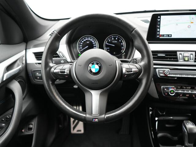BMW X1 xDrive25e M Sport Plug In Hybrid 222pk Dealer O.H PHEV | Trekhaak Afneembaar | Head Up | Camera | M-Sport Stuur | Lederen Sportstoelen Verwarmd | Keyless | Cruise Control | Navigatie | DAB |
