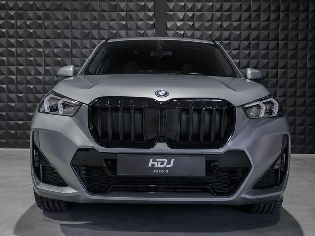 BMW X1 xDrive30e |Pano | Trekh.|Memo |, 20"| H/K | Topv | Ad. Li. | HUD |