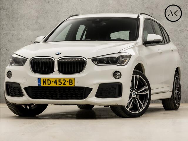 BMW X1 xDrive20i M Sport High Executive 192Pk Automaat (GROOT NAVI, M PAKKET, HEAD-UP DISPLAY, LEDEREN SPORTSTOELEN, STOELVERWARMING, PARKEERSENSOREN, CRUISE, LED KOPLAMPEN, NIEUWE APK, NIEUWSTAAT)
