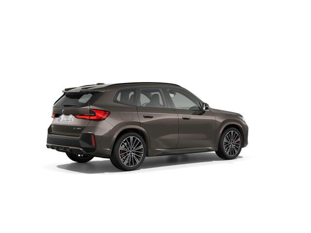 BMW X1 xDrive25e | Individual Lak | M Sportpakket Pro | Trekhaak | Comfort Pack | Panoramadak
