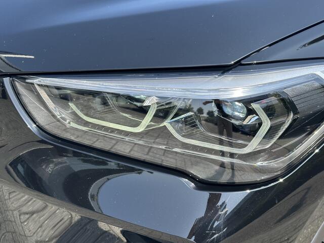 BMW X1 sDrive18i Sport Line Adapt. Cruise | HUD | Camera | Elekt. Klep | Stoelverw,