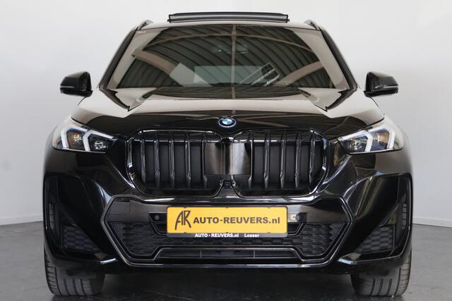 BMW X1 xDrive30e M-Sport Pro / Opendak / Harmankardon / HUD / Pilot assist