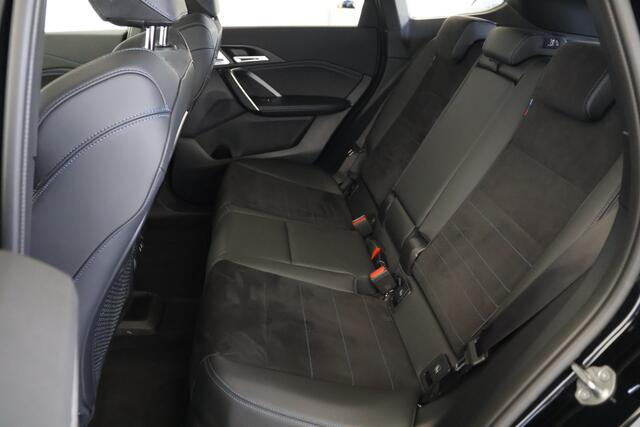 BMW X1 xDrive30e M-Sport Pro / Opendak / Harmankardon / HUD / Pilot assist