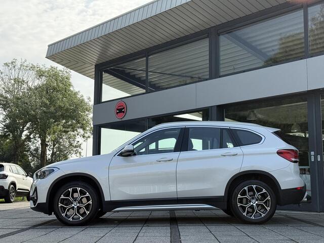 BMW X1 sDrive20i Aut. Executive Ed. | Panorama | Leder Sport | Trekhaak
