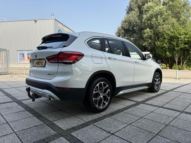 BMW X1 sDrive20i Aut. Executive Ed. | Panorama | Leder Sport | Trekhaak