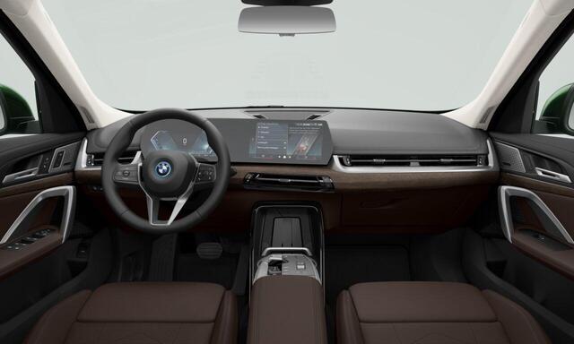 BMW X1 xDrive25e | xLine | Equipment Package | Comfort Pack | Travel Package