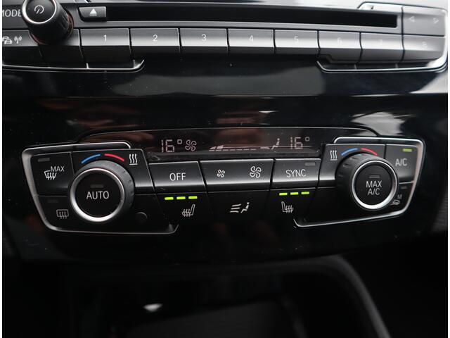 BMW X1 sDrive18i 136 PK High Executive / Panoramadak