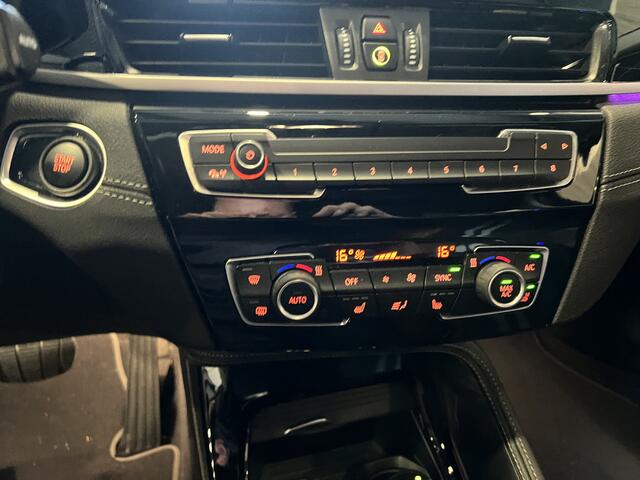 BMW X1 xDrive25e Executive Panorama | Camera | Stoelverwarming | 4x4 | Stormbay metallic