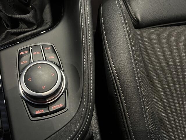 BMW X1 xDrive25e Executive Panorama | Camera | Stoelverwarming | 4x4 | Stormbay metallic