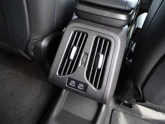 BMW X1 xDrive25e M Sportpakket Shadow-line Adaptief M-onderstel Sportstoelen Driving Assistant Plus Luxury Dashboard 18" LM Velgen