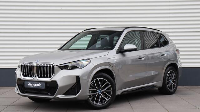 BMW X1 xDrive30e M-Sport | Head-up | Panoramadak | Trekhaak | Stuurwielverwarming | Comfort Access