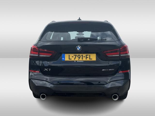 BMW X1 sDrive20i High Executive Edition Zeer compleet en luxueus