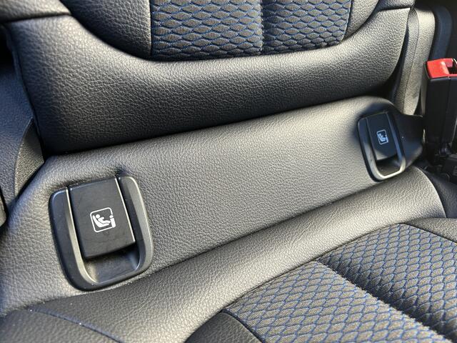 BMW X1 sDrive18i High Executive Edition | M Sport | Getint Glas | Navigatiesysteem Full Map |