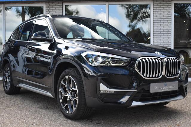 BMW X1 sDrive20i High Executive Edition Trekhaak Leder Ca