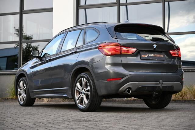 BMW X1 sDrive 18i Sport Line LED PDC Clima Trekhaak