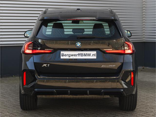 BMW X1 xDrive25e M-Sport - Driving Ass Plus - Stoelverwarming - Parking Ass