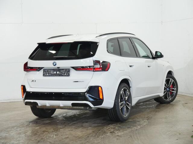 BMW X1 xDrive25e M-Sport Pro | Panorama | 19" | Massage | Harman Kardon |Voorbereiding Driving Assistant Plus