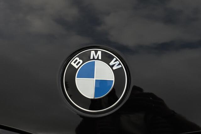 BMW X1 BMW X1 xDrive25e | PDC V+A | Apple Carplay | Elektrische Klep | LED | Cruise | DAB