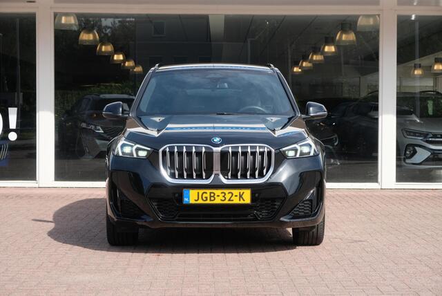 BMW X1 xDrive25e 245pk Aut. M Sport | Navi | Climate | Keyless | Camera | Alcatara | Elektrische Achterklep | Stoelverwarming | PDC