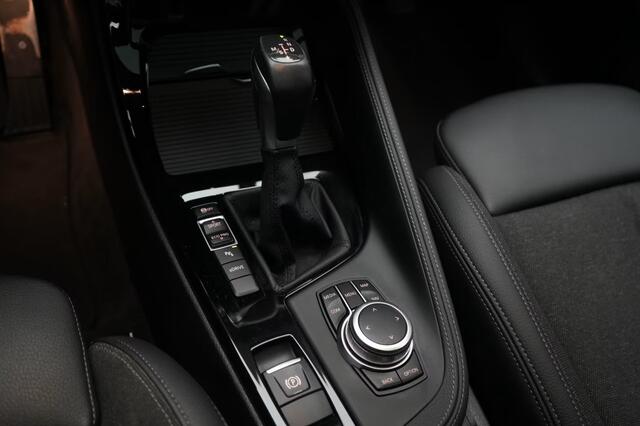 BMW X1 xDrive25e M-SPORT ** LED, NAVI+, PANORAMA, 19-inch LMV, TREKH, PRIVACY ** UNFALLFREI - Vol.Dealer Onderh.** ** INFORMEER OOK NAAR ONZE AANTREKKELIJKE FINANCIAL-LEASE TARIEVEN **