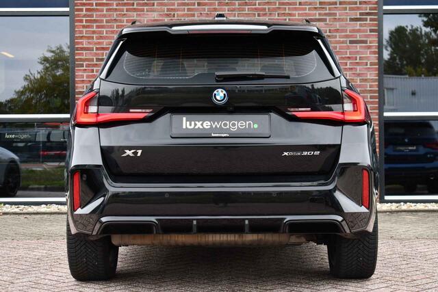 BMW X1 xDrive30e M-Sport Pano ACC 360-cam HUD El-zetel 19inch