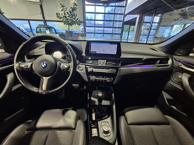 BMW X1 xDrive25e High Executive M-Sport | Camera | Harman Kardon | 19" | HUD | Stormbay Metallic