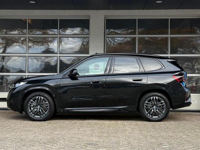 BMW X1 xDrive23i M SPORT | PANORAMADAK | TREKHAAK | HARMAN KARDON | DRIVING PROFF. | MEMORY SEATS |