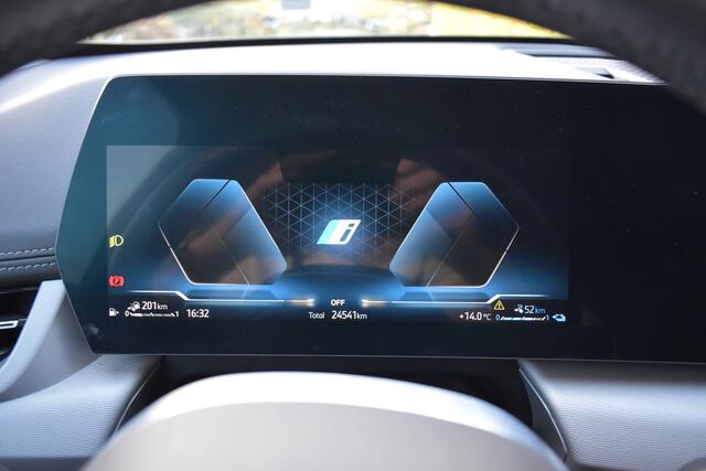 BMW X1 xDrive30e '23 326PK 4WD Sléchts 24dkm NIEUWSTAAT!