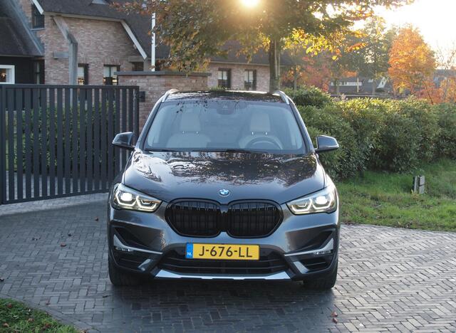 BMW X1 xDrive25e eDrive Edition | Head-Up Display | Harman Kardon | Apple Carplay | Automaat |