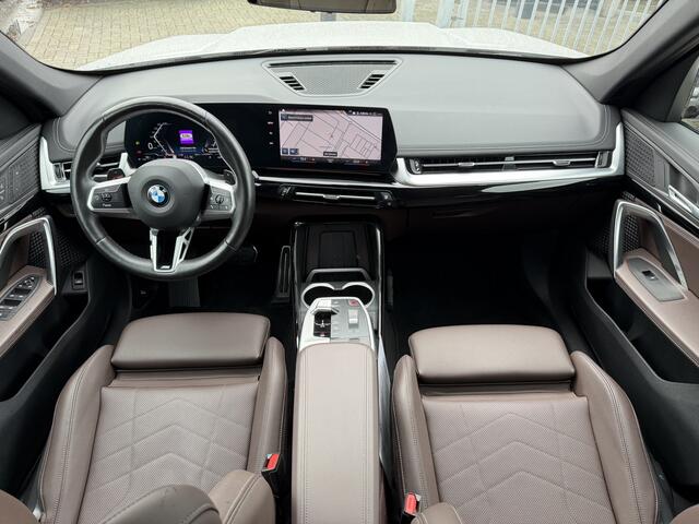 BMW X1 sDrive18i M sport Trekhaak | Adapt. Cruise | Stuurverw. | Stoelverw. | Camera